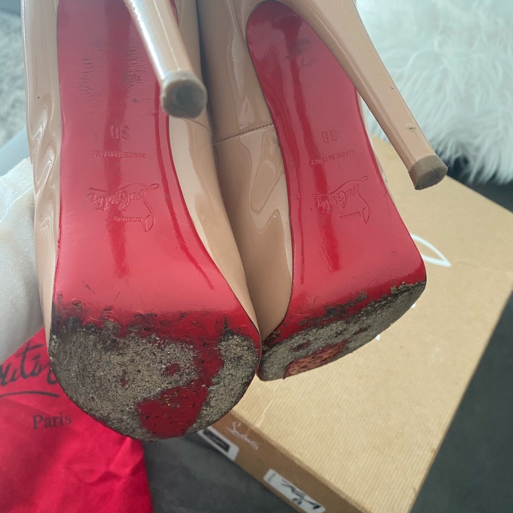 Viéndome 120 patent size 38  Christian Louboutin - Picture 7 of 8